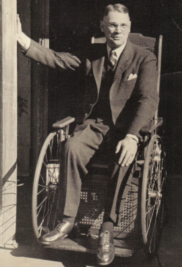 Robert Strong Woodward at entrance to Southwick Studio