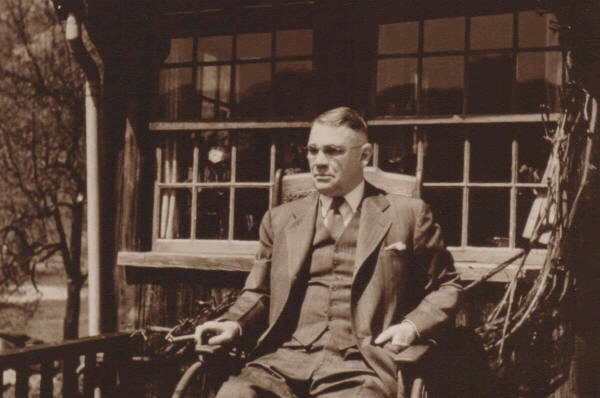 Robert Strong Woodward on the balcony of his studio 